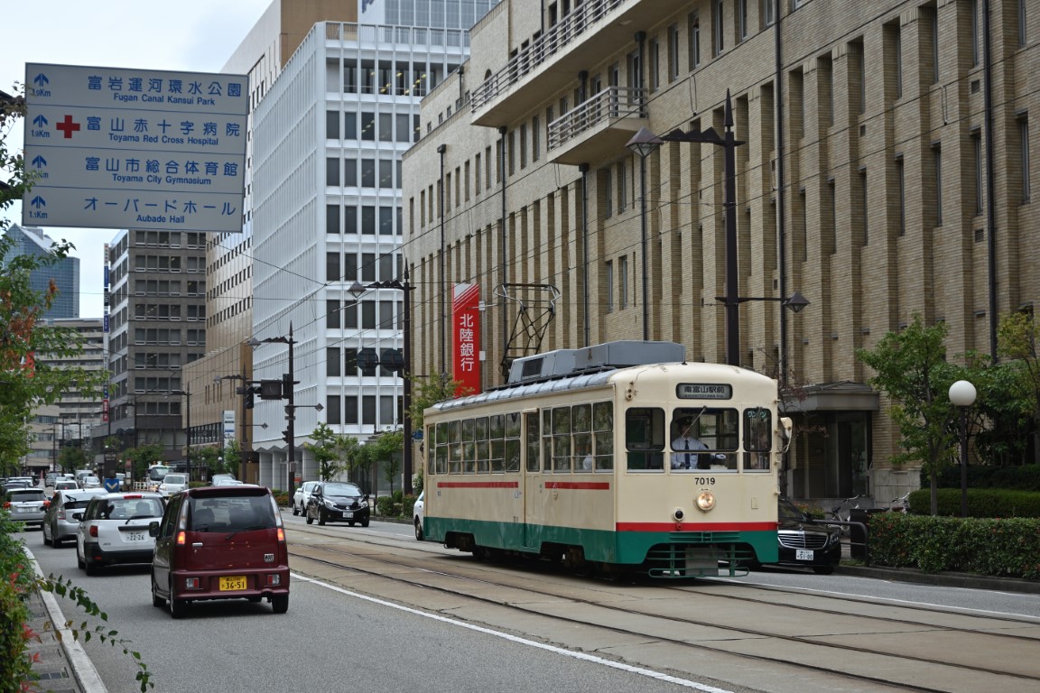 Toyama, Nippon Sharyō Nr 7019