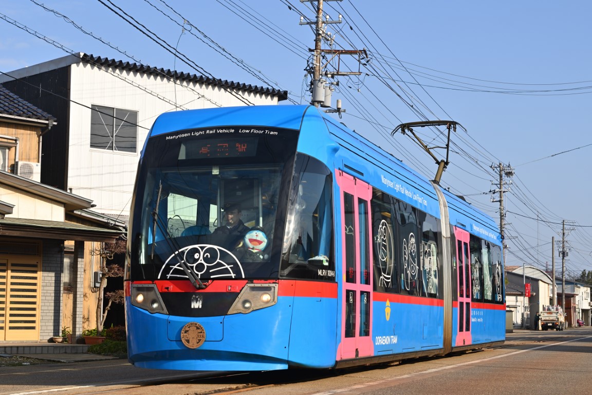 Такаока, Niigata/Bombardier MLRV1000 № MLRV1004