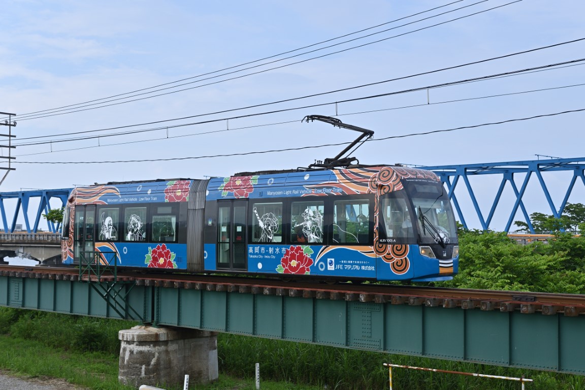 Такаока, Niigata/Bombardier MLRV1000 № MLRV1005