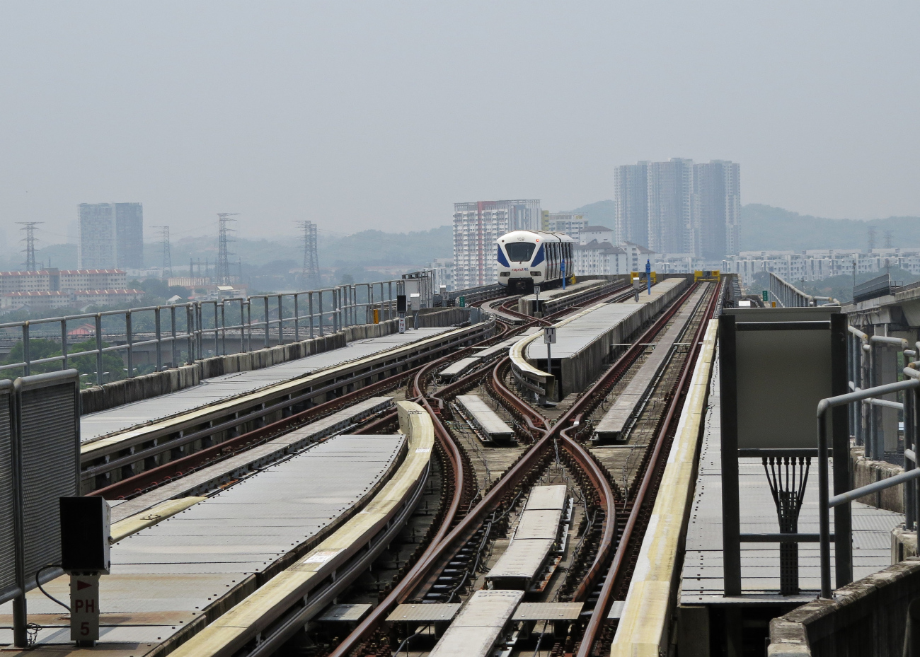 Куала-Лумпур, Bombardier ART Mark II № 109; Куала-Лумпур — Линия 5 — LRT (Kelana Jaya Line)