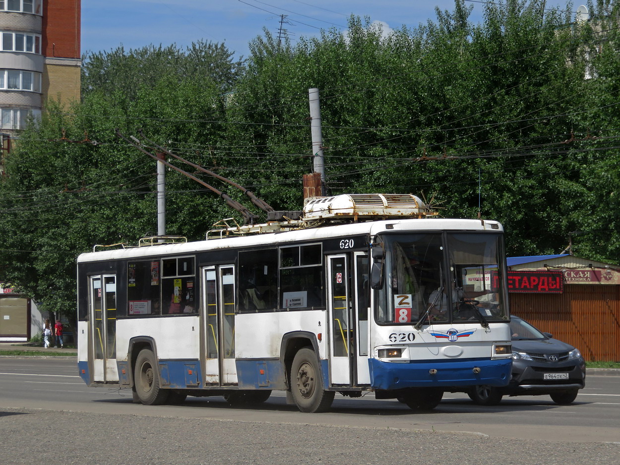 Киров, БТЗ-52768Р № 620