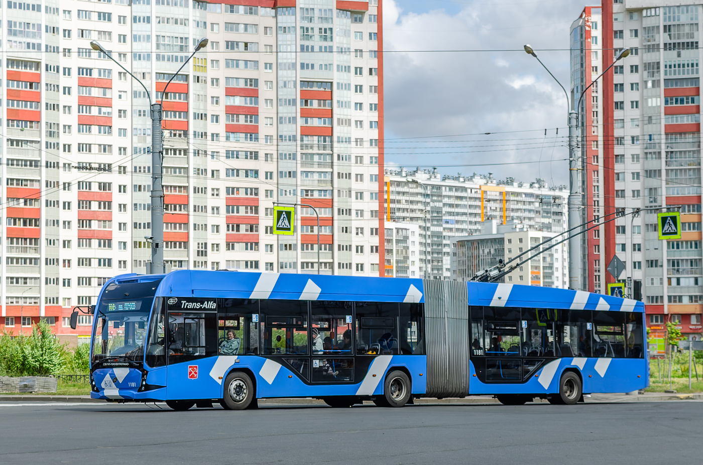 Санкт-Петербург, ВМЗ-6215.01 «Премьер» № 1181