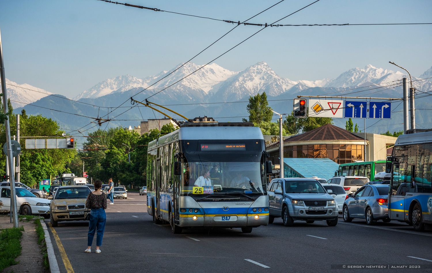 Алматы, YoungMan JNP6120GDZ (Neoplan Kazakhstan) № 1247