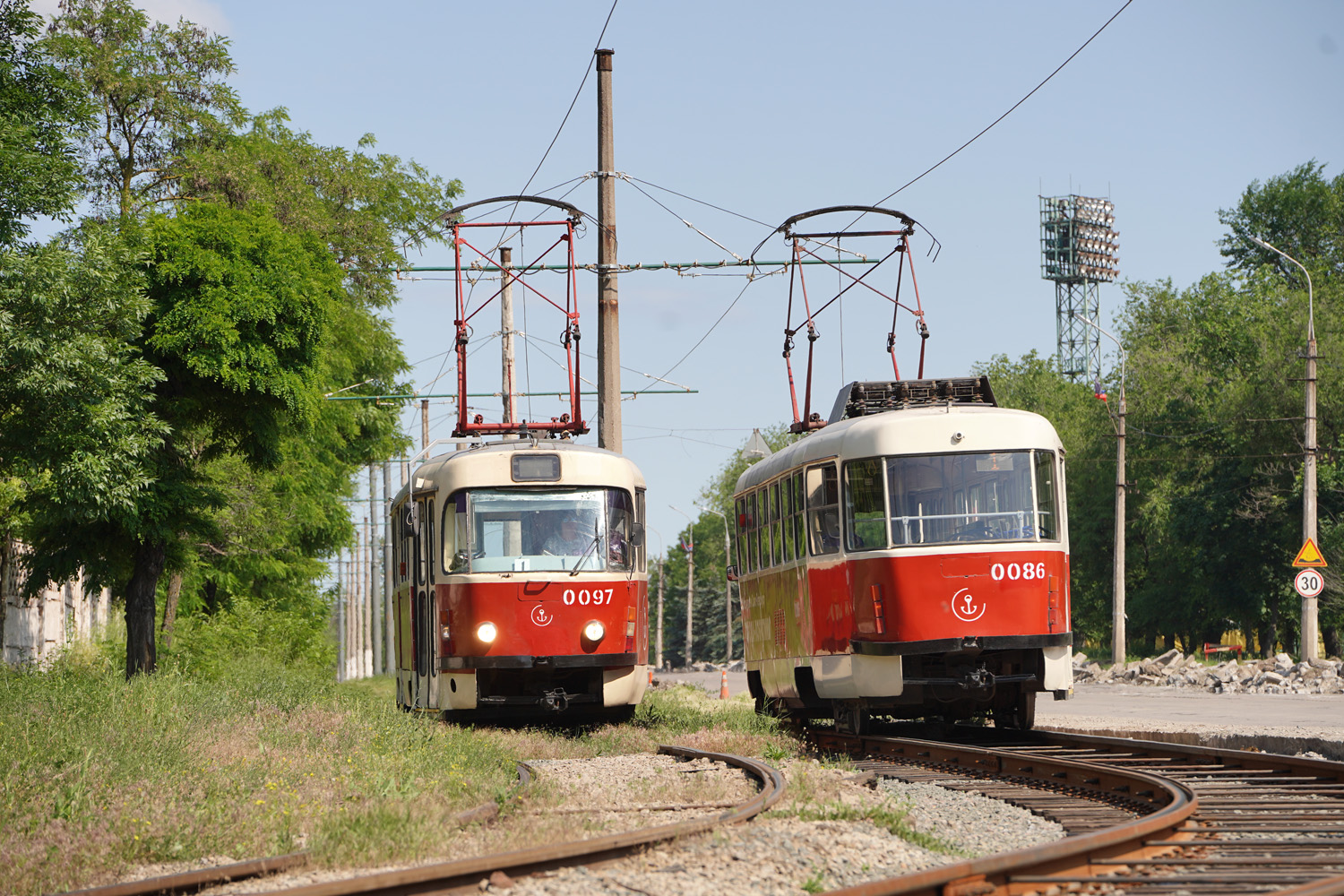 Мариуполь, Tatra T3SUCS № 0097 (758); Мариуполь, Tatra T3A № 0086 (737)