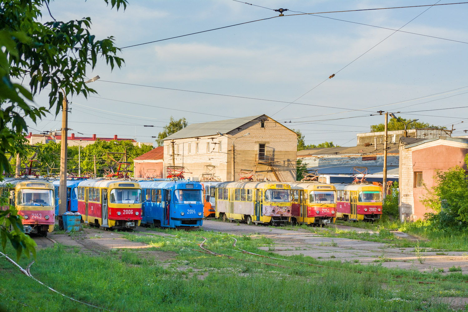 Ufa, Tatra T3D Nr. 2006; Ufa, Tatra T3SU Nr. 2081; Ufa — Tramway Depot No. 2 (formerly No. 3)
