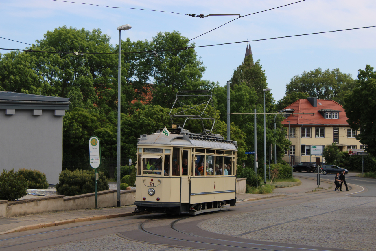 Хальберштадт, Двухосный моторный Lindner/AEG № 31; Хальберштадт — Юбилей: 120 лет электрическому трамвайному движению в Хальберштадте (03.06.2023) Хальберштадт, Двухосный моторный Lindner/AEG № 31; Хальберштадт — Юбилей: 120 лет электрическому трамвайному движению в Хальберштадте (03.06.2023)