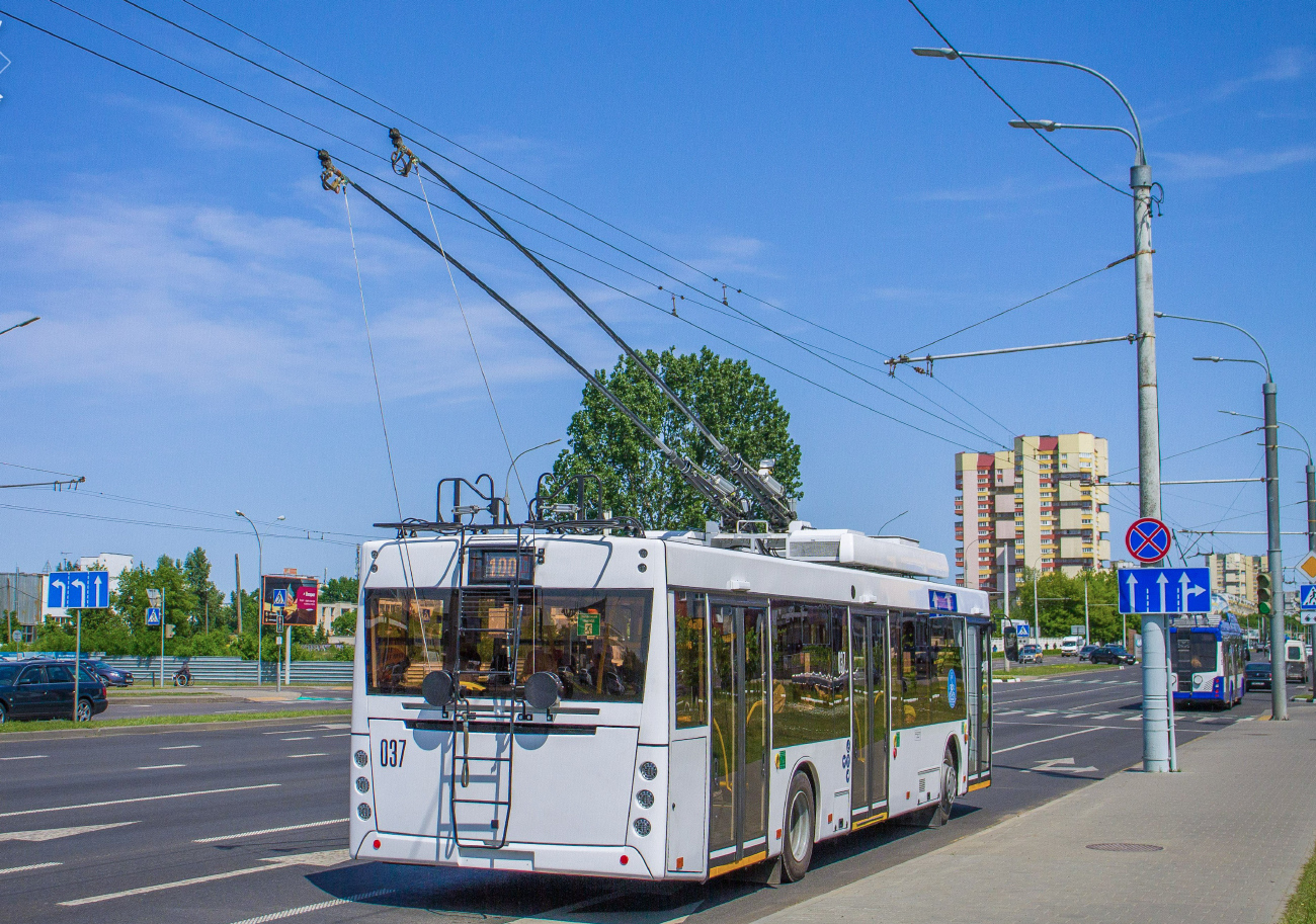 Brest, MAZ-203T70 № 037