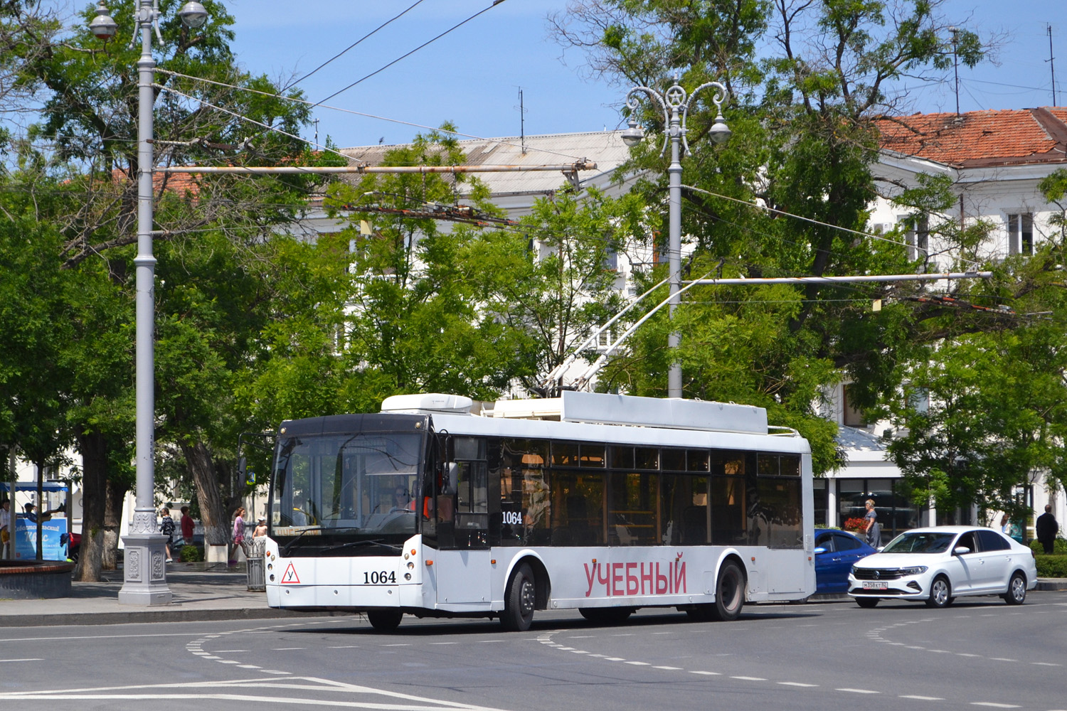 Sevastopol, Trolza-5265.00 “Megapolis” č. 1064
