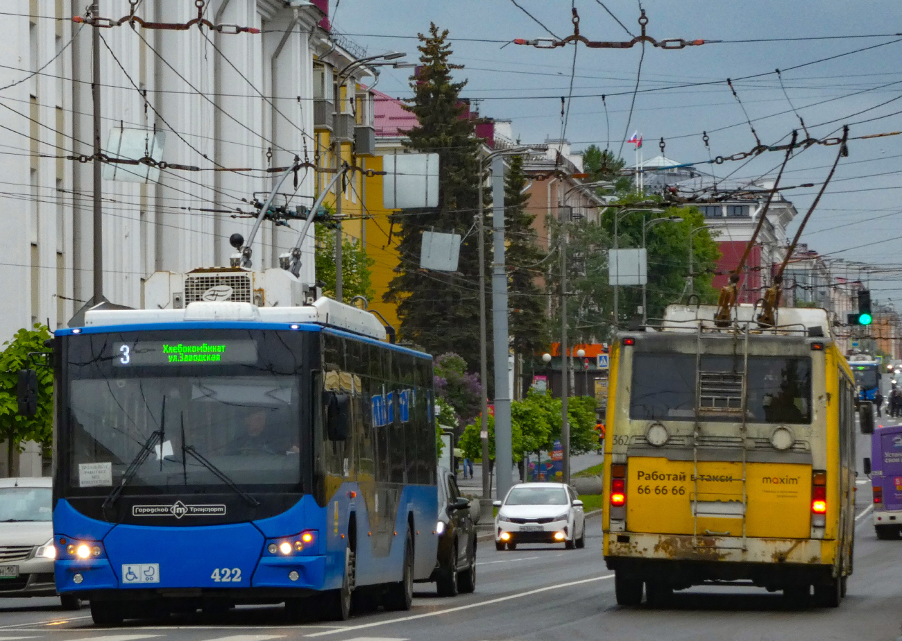 Petrozavodsk, VMZ-5298.01 “Avangard” № 422; Petrozavodsk, LiAZ-5280 № 362