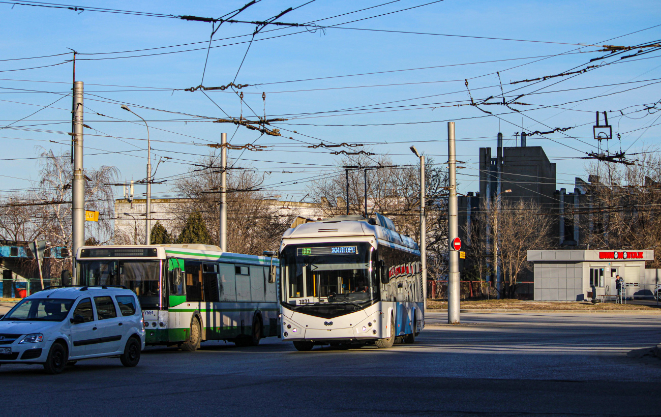 Волгоград, БКМ 32100D № 7031