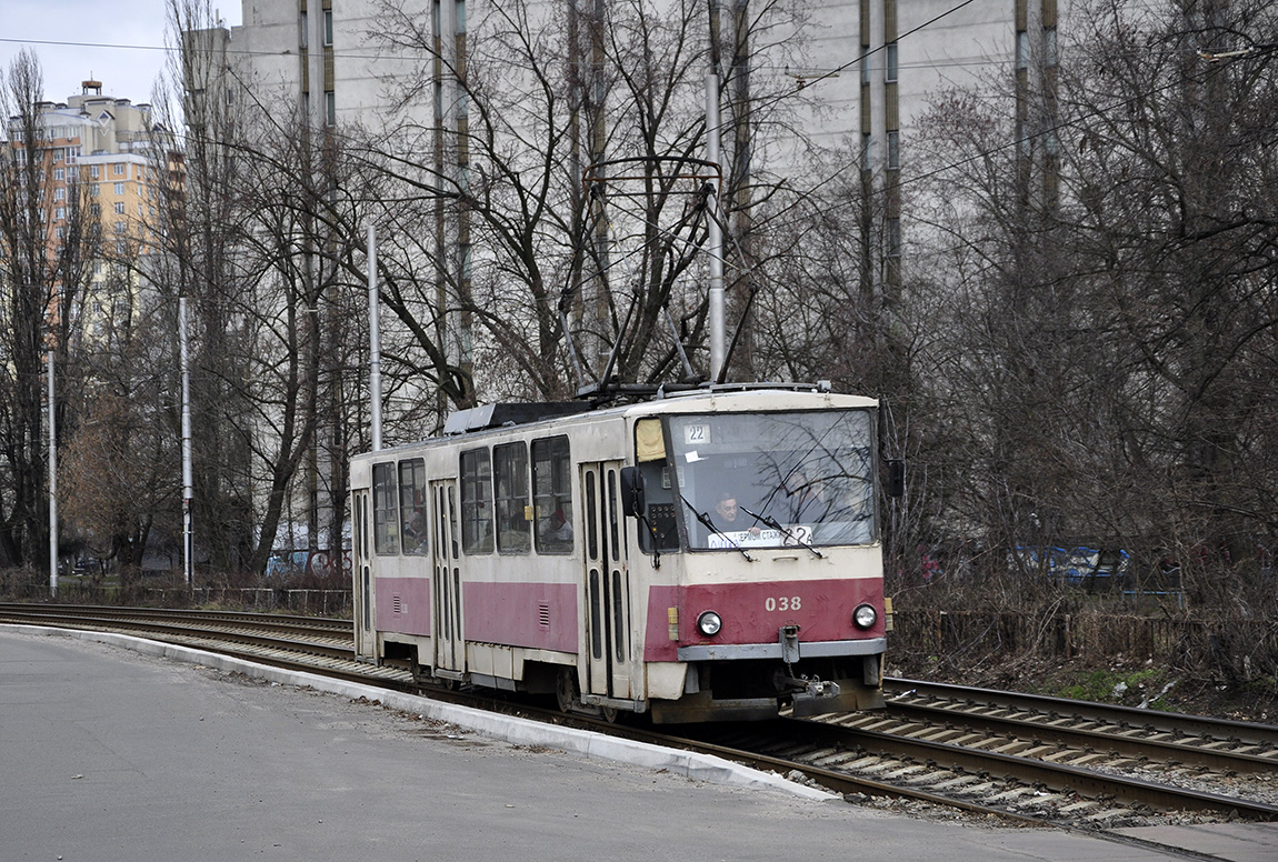 Kyjev, Tatra T6B5SU č. 038