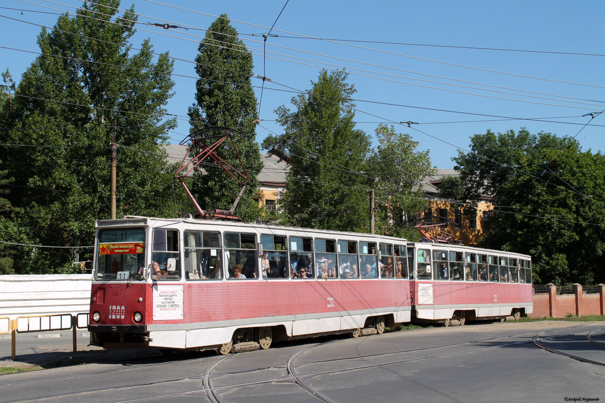 Саратов, 71-605 (КТМ-5М3) № 1200