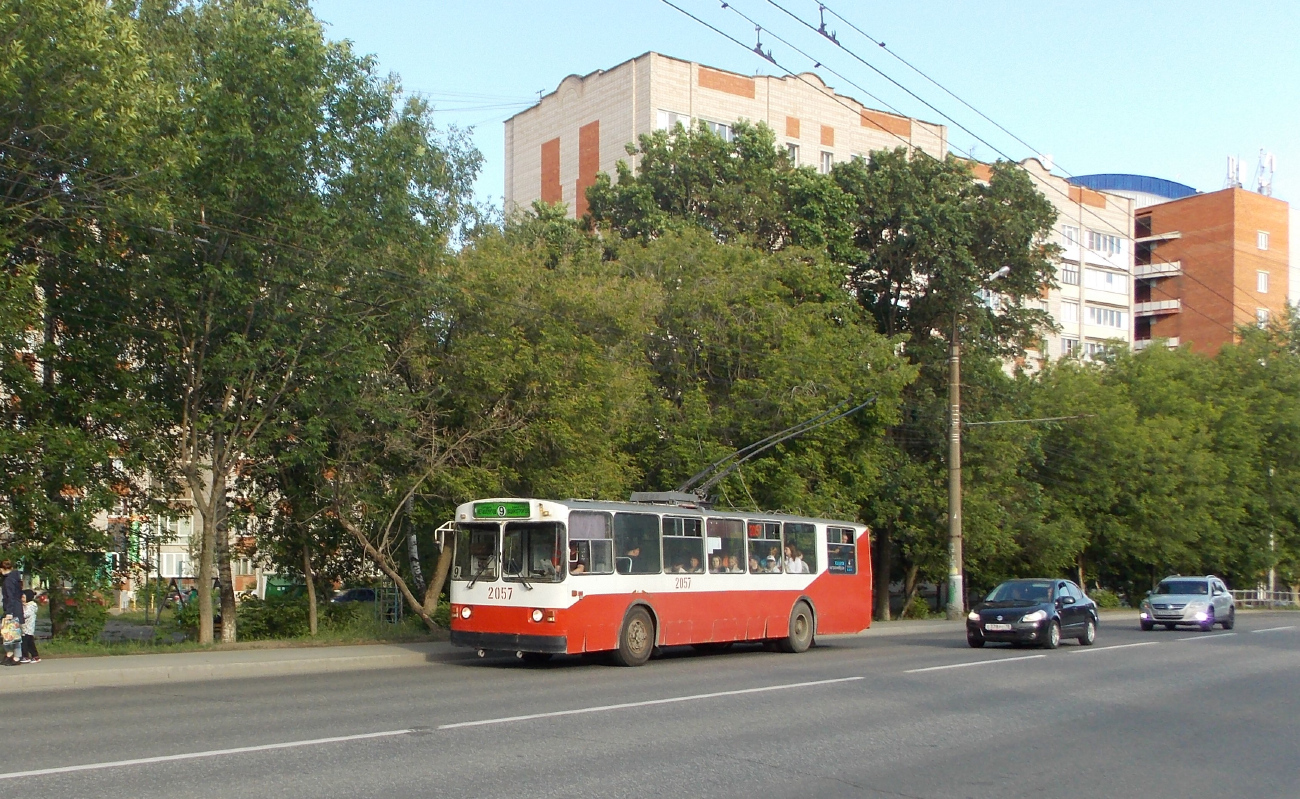 Ижевск, ЗиУ-682В [В00] № 2057