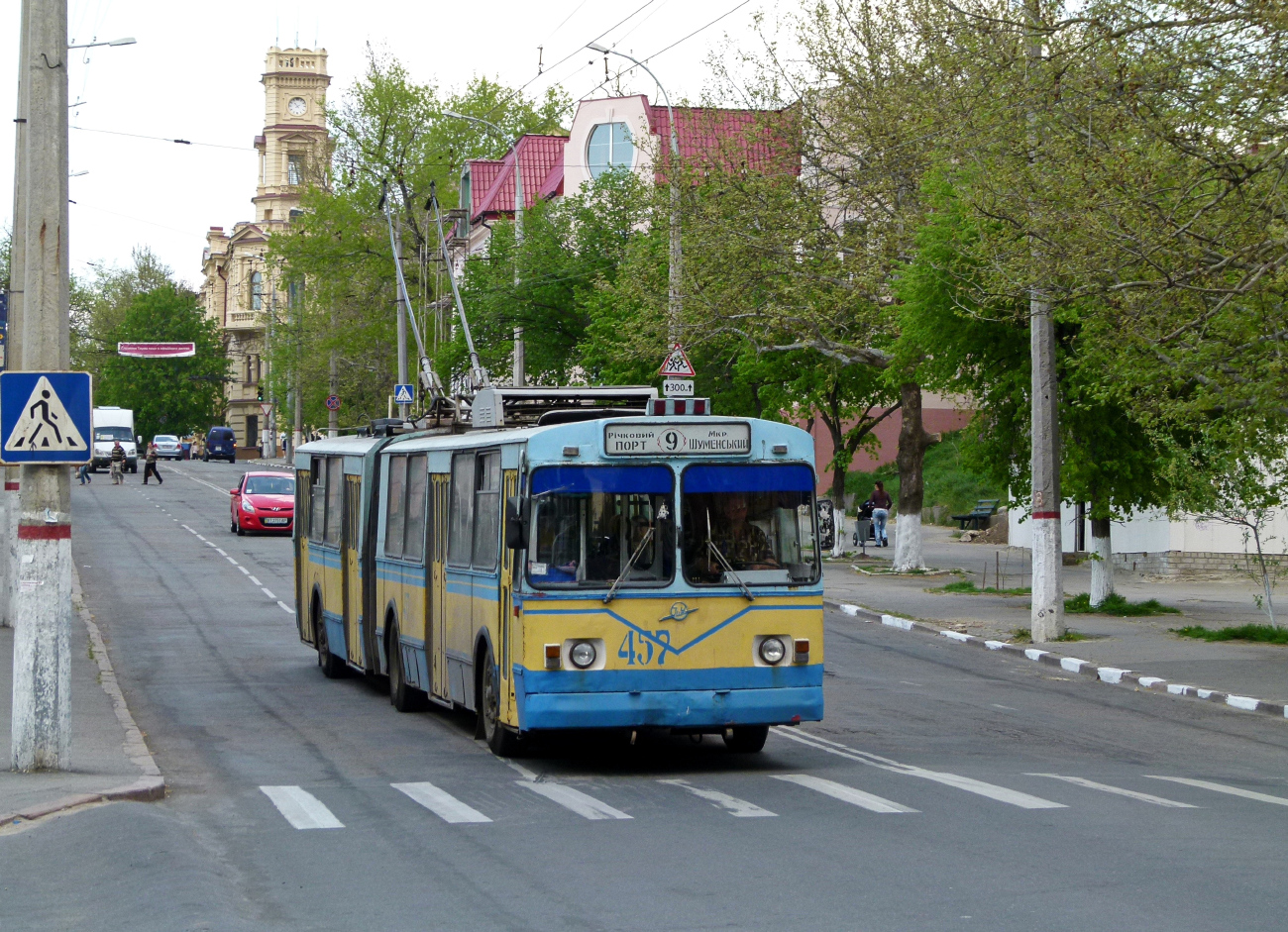 Херсон, ЗиУ-683В01 № 457