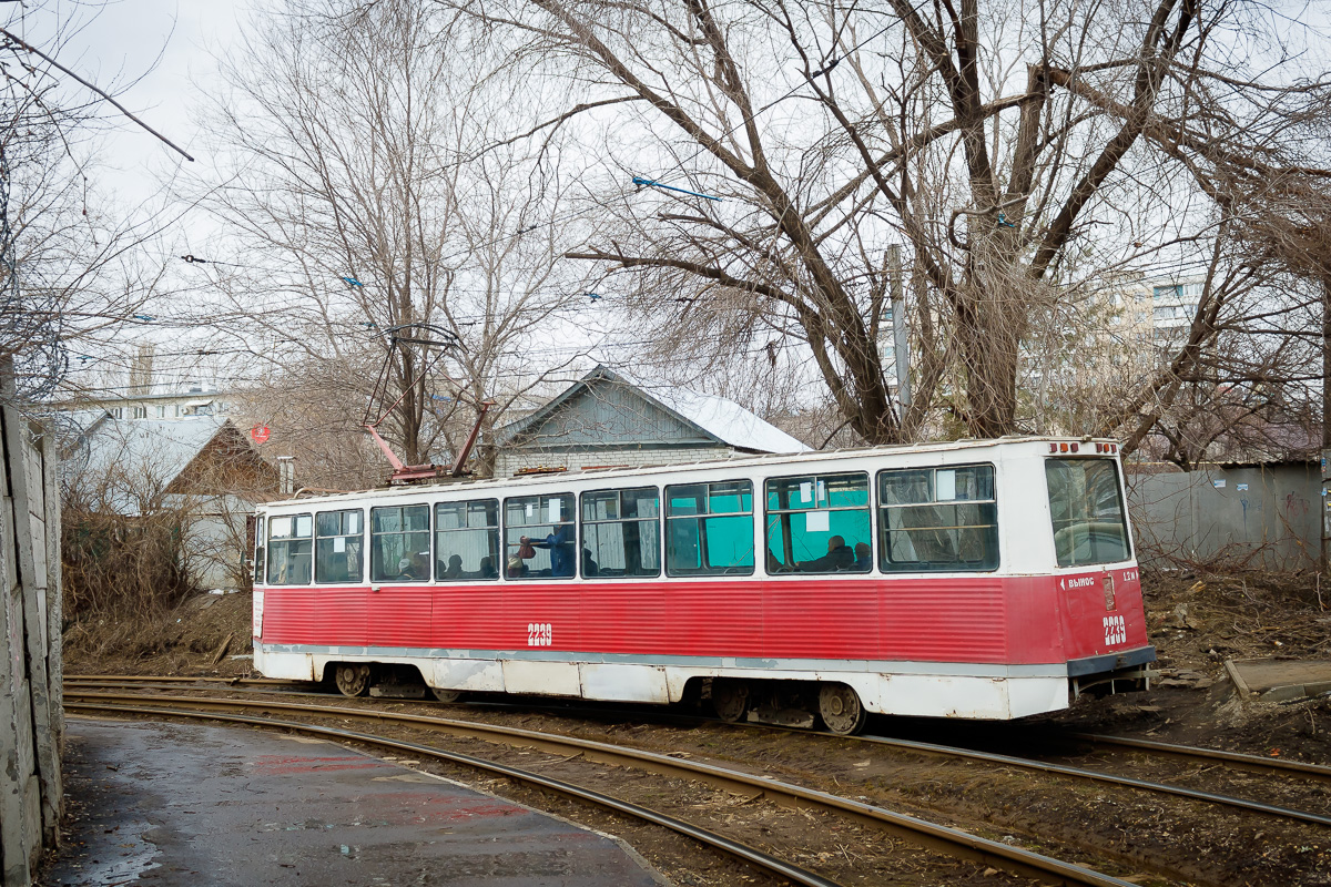 Саратов, 71-605 (КТМ-5М3) № 2239