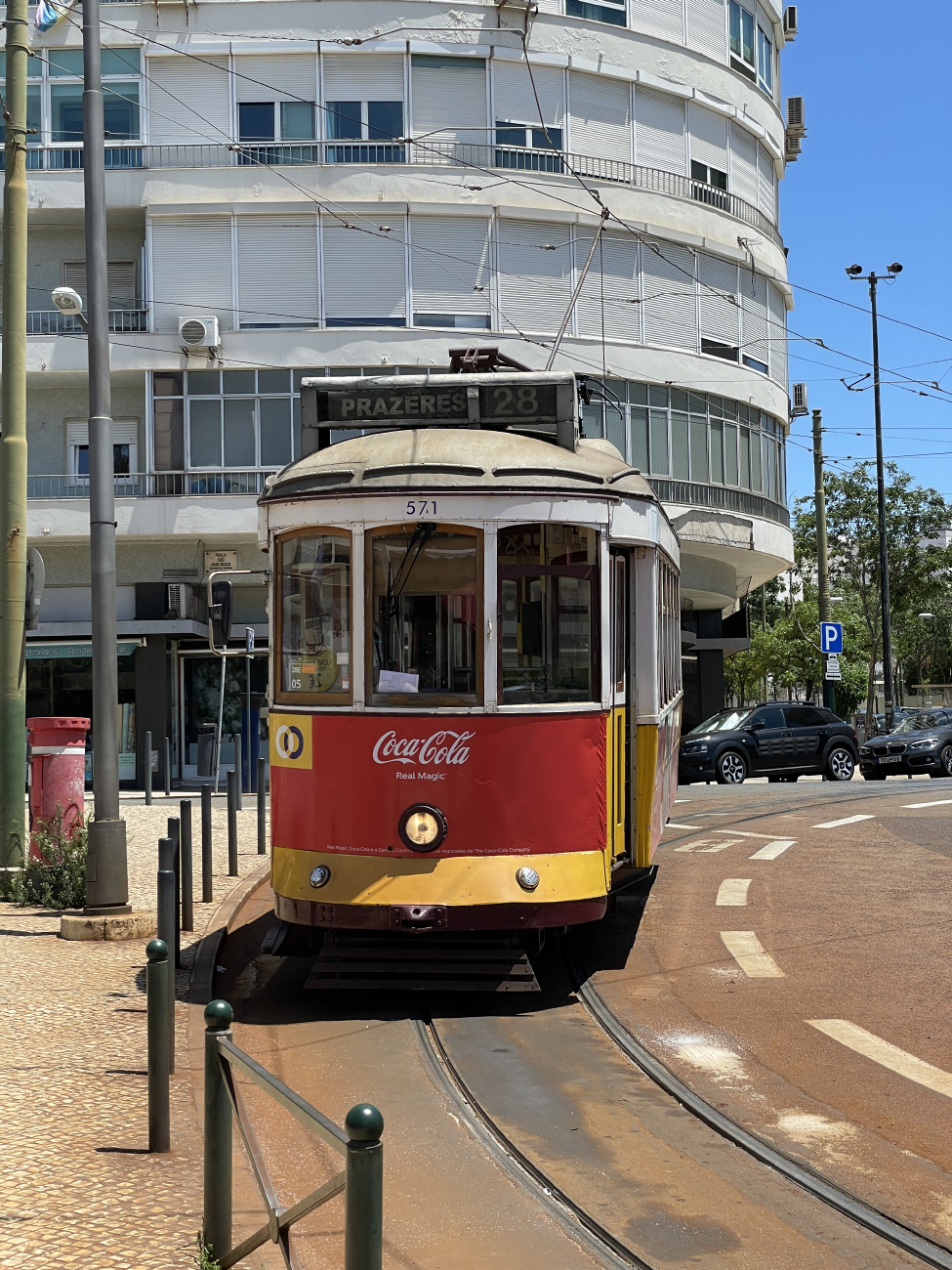 Агломерация Лисабон, Carris 2-axle motorcar (Remodelado) № 571