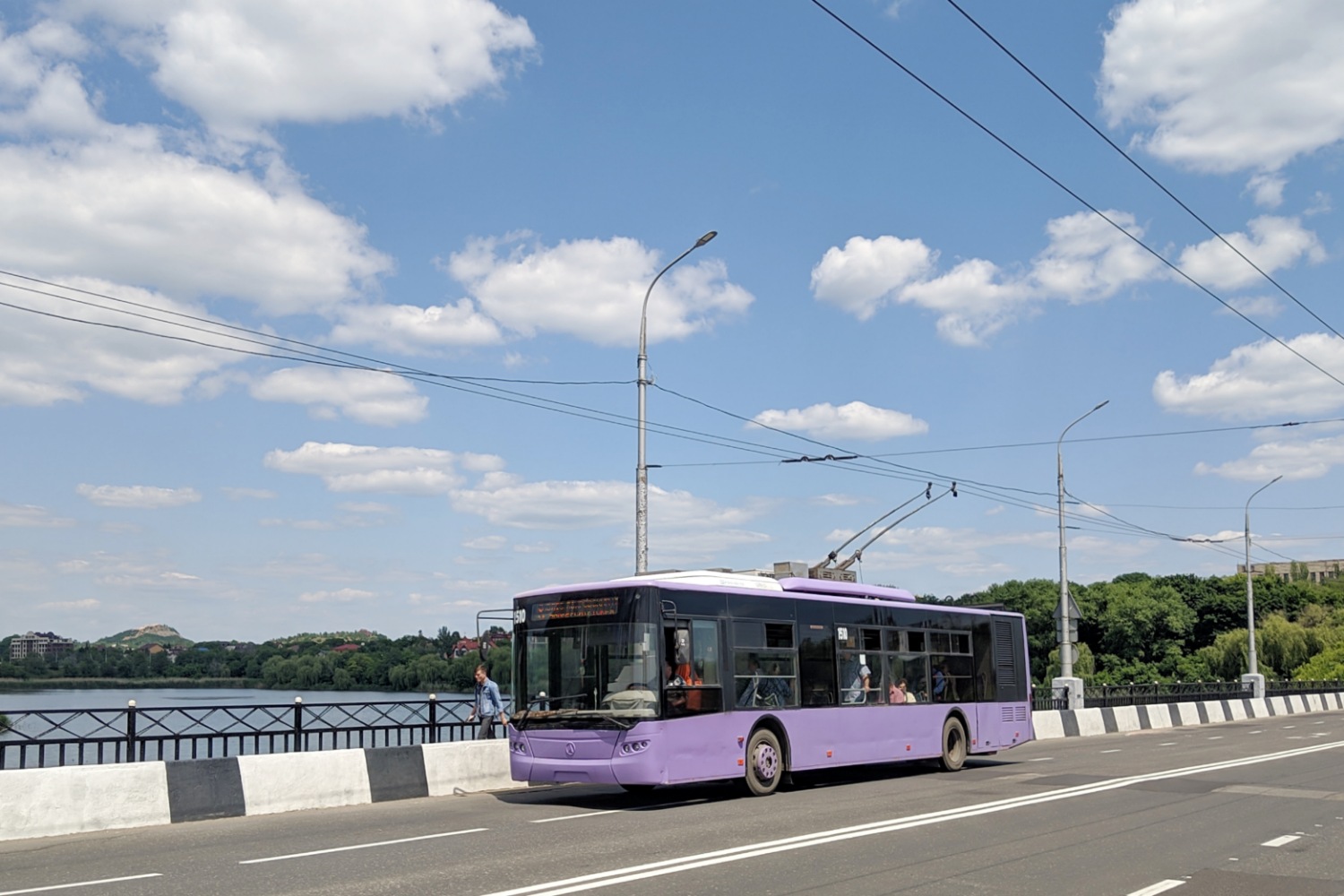 Donjeck, LAZ E183A1 Br. 1510