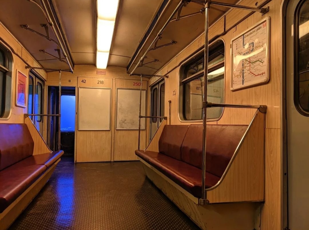 Praha, 81-717.1 # 2501