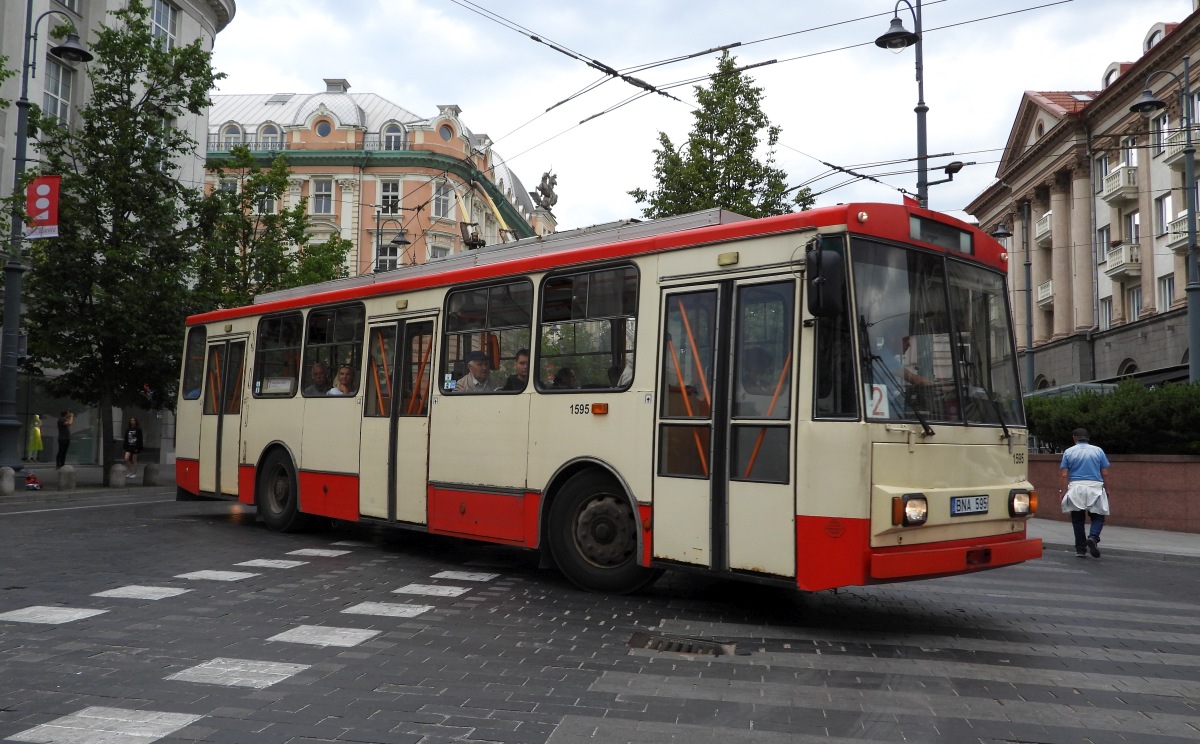 Вильнюс, Škoda 14Tr13/6 № 1595