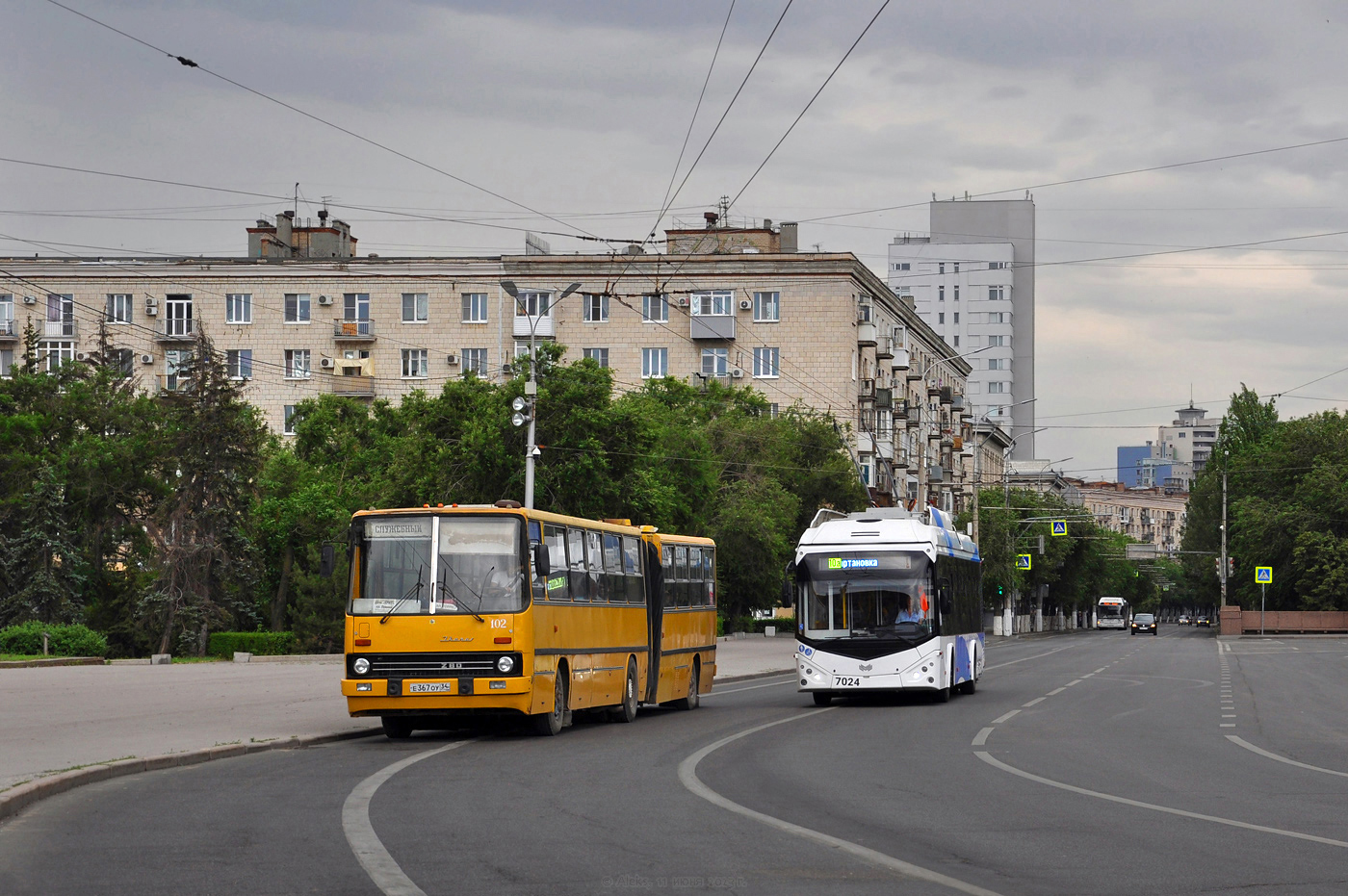 Волгоград, БКМ 32100D № 7024