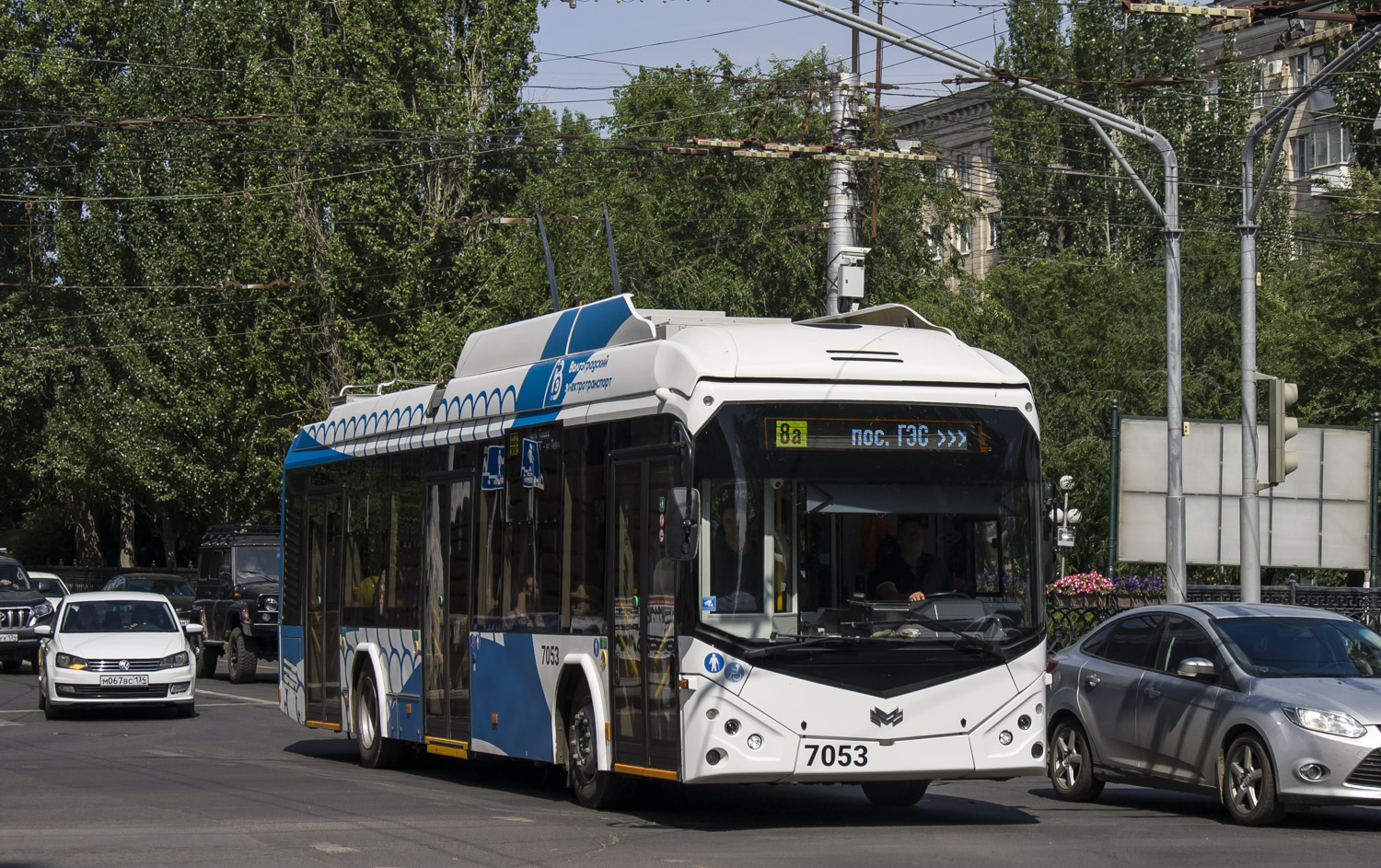 Волгоград, БКМ 32100D № 7053