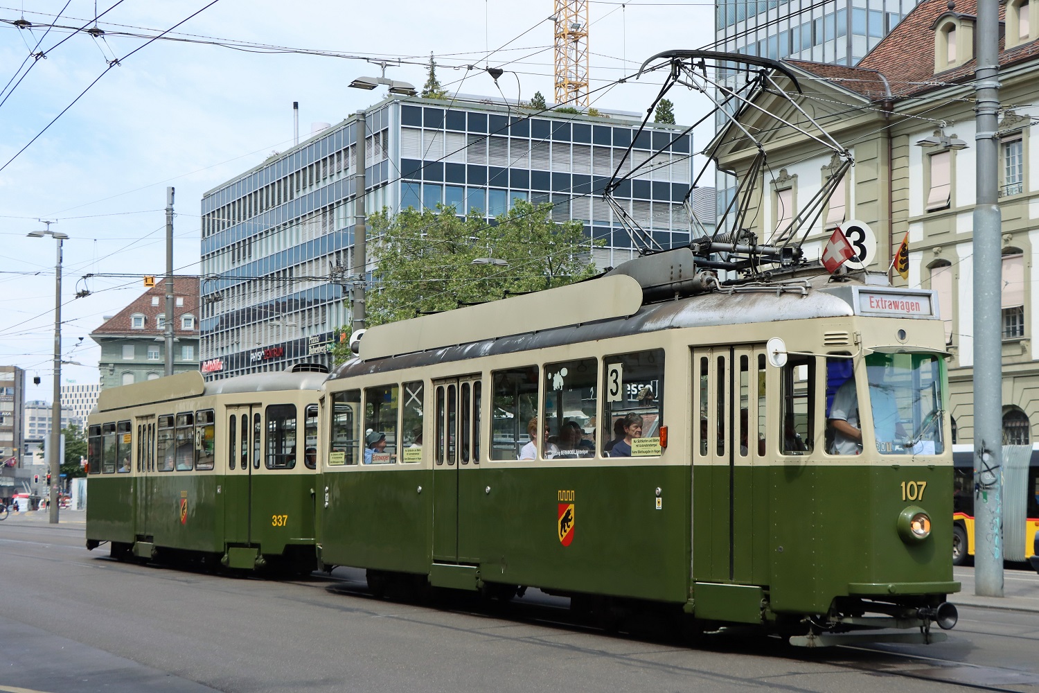 Bern, SWS/MFO/BBC Be 4/4 — 107; Bern, SIG B4 — 337