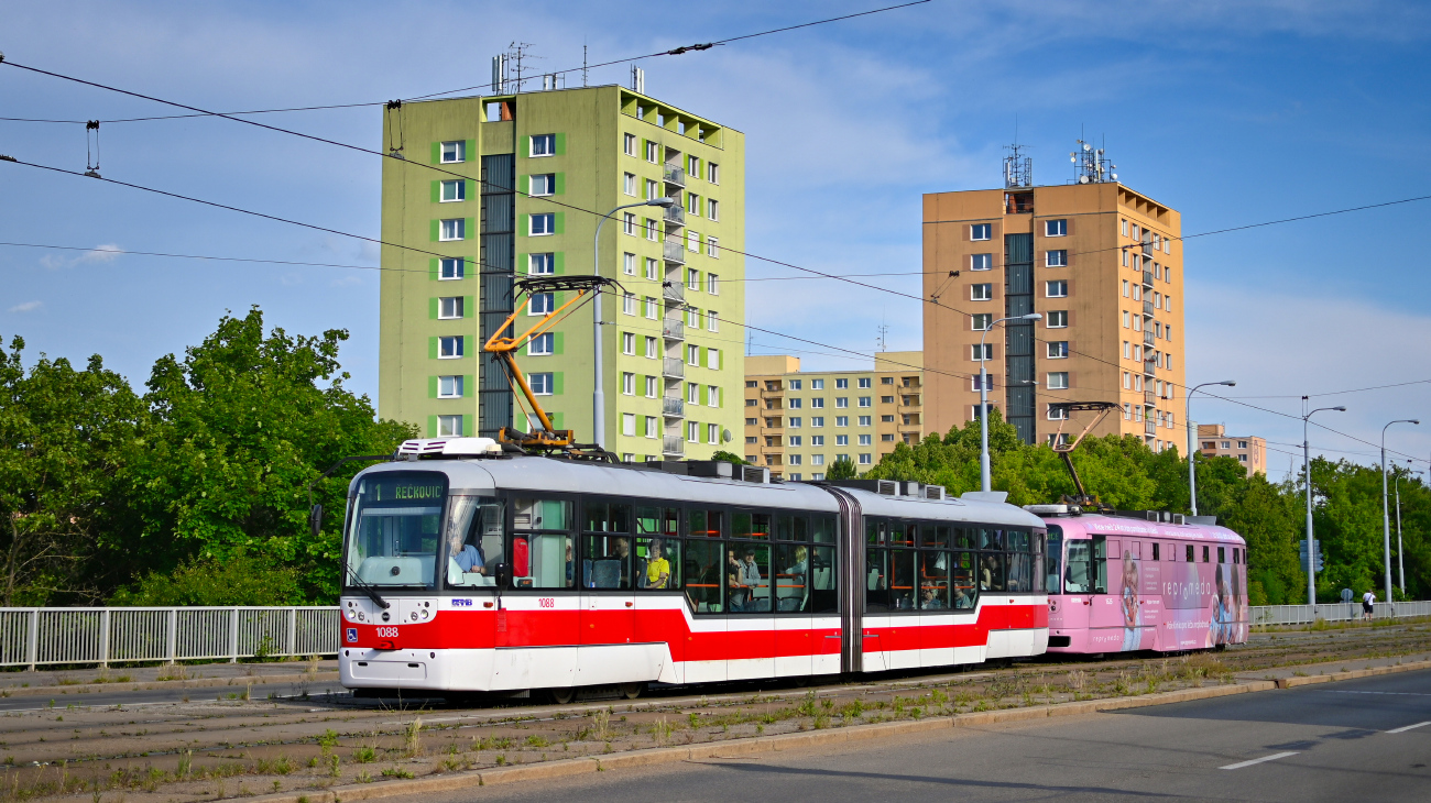 Brno, Vario LF2R.E # 1088