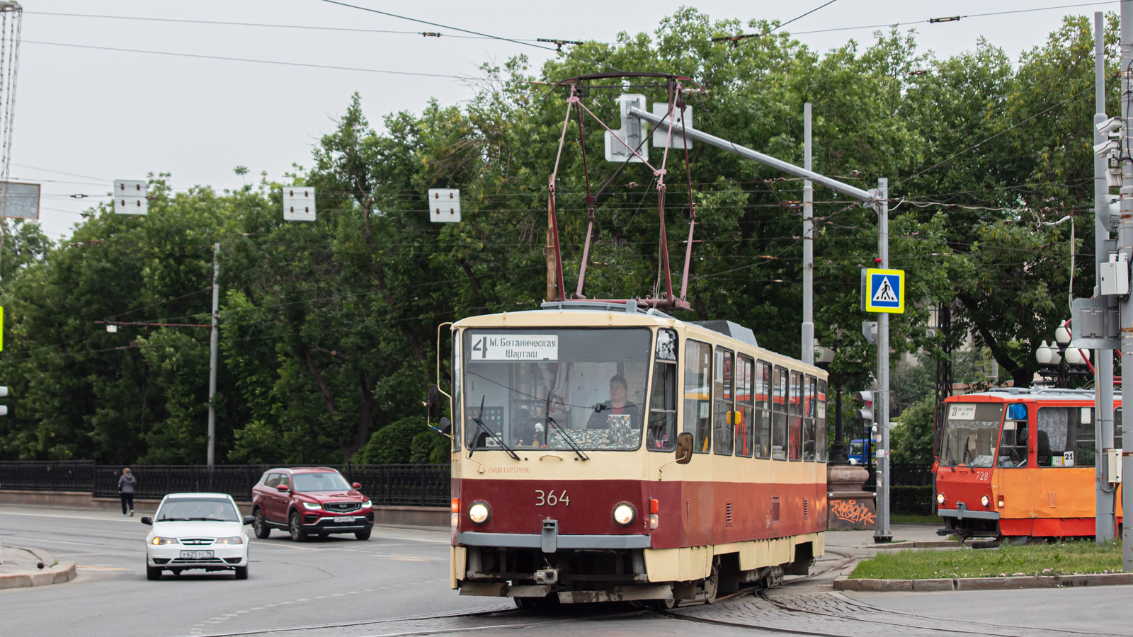 Jekatyerinburg, Tatra T6B5SU — 364