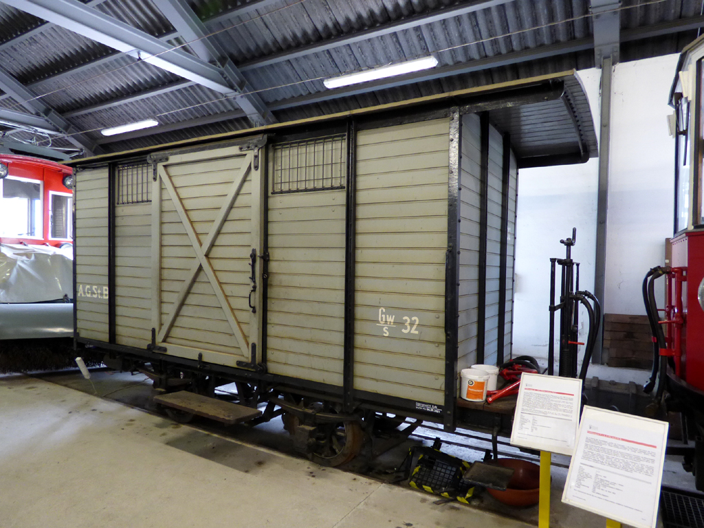 Инсбрук, Двухосный грузовой прицеп № 32