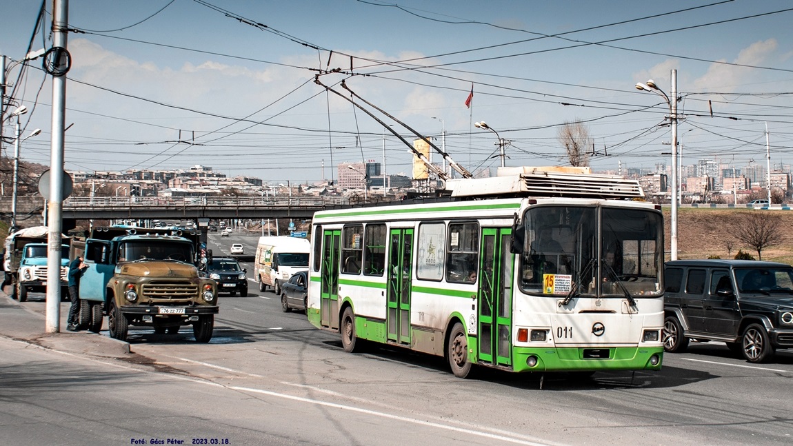 Ереван, ЛиАЗ-5280 (ВЗТМ) № 011