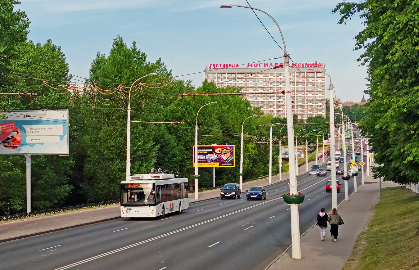 Могилёв, МАЗ-203Т70 № 142