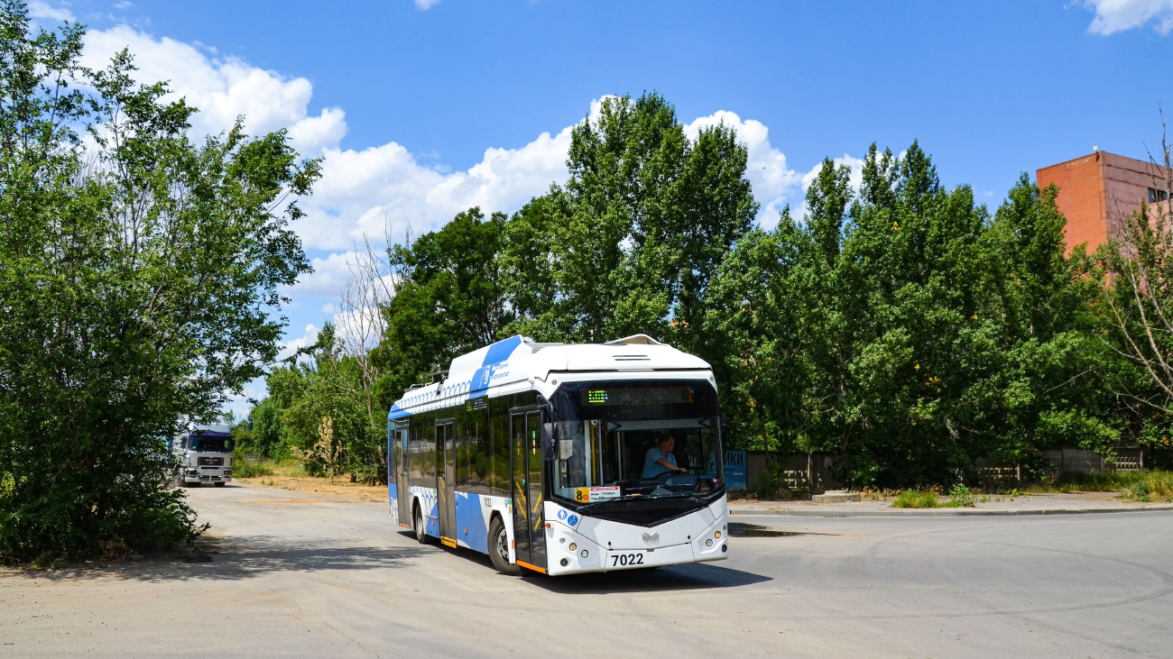 Волгоград, БКМ 32100D № 7022