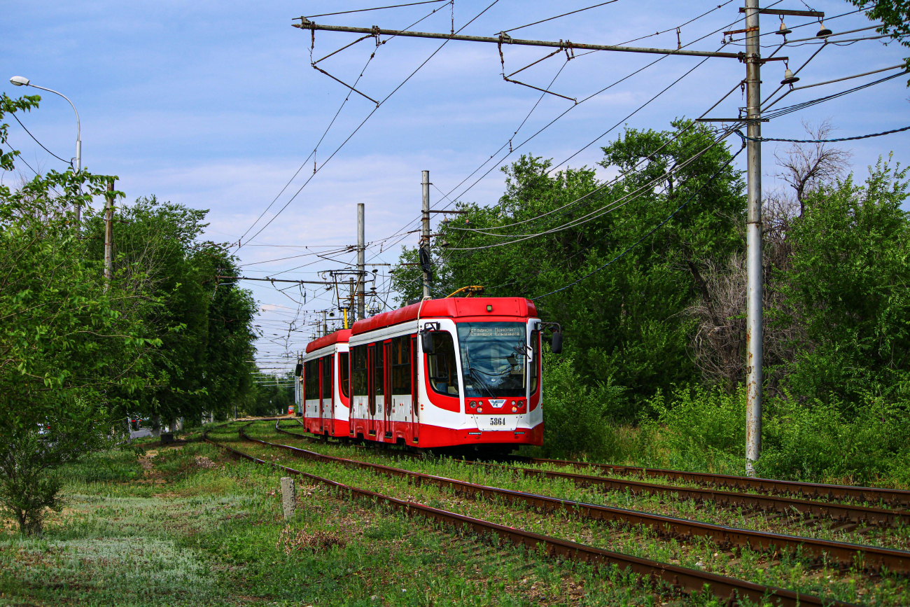 Волгоград, 71-623-03 № 5864; Волгоград, 71-623-03 № 5856
