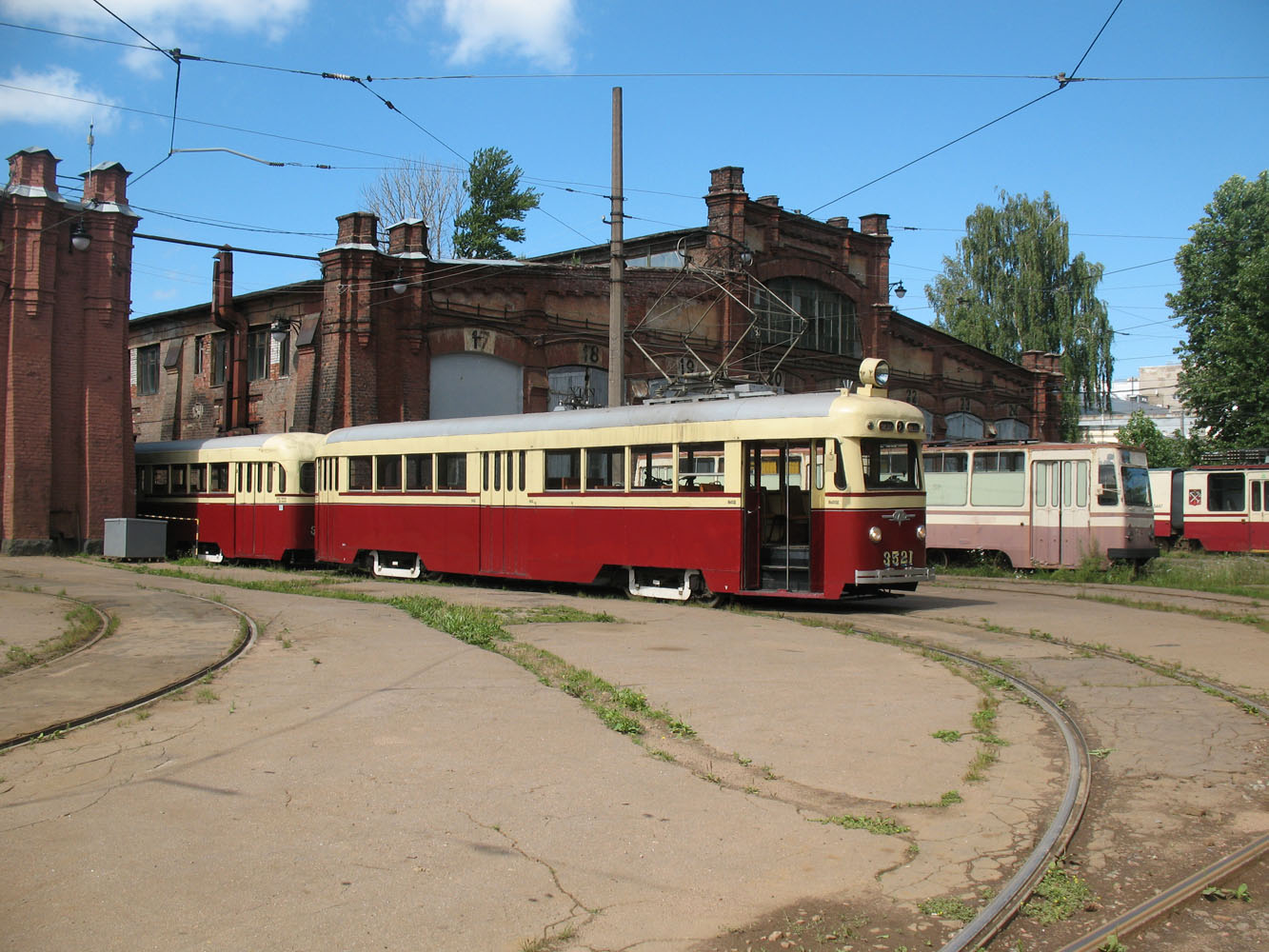 Санкт-Петербург, ЛМ-47 № 3521