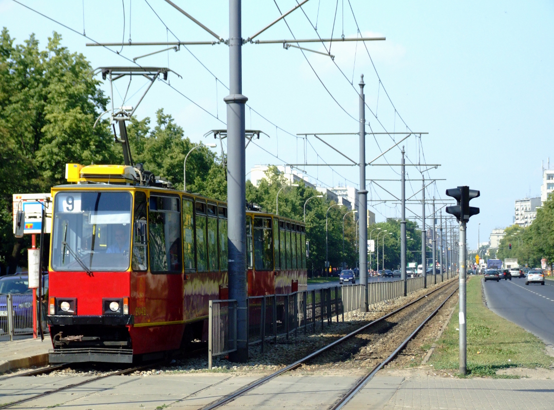 Warszawa, Konstal 105N2k Nr 2042