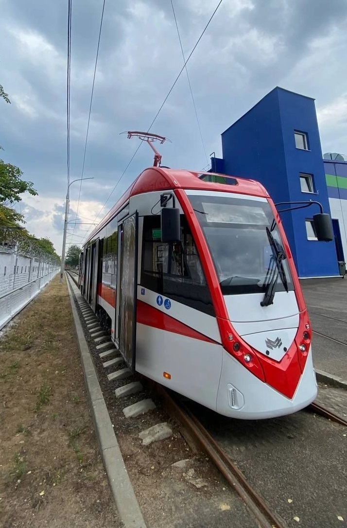 Самара, БКМ Т811 № 1217; Минск — Завод "БКМ Холдинг"; Самара — Новые трамваи БКМ Т811