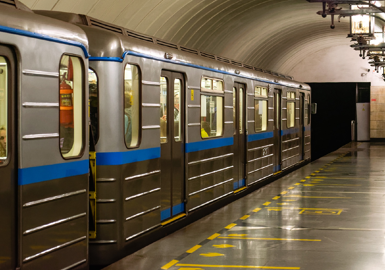 Yekaterinburg, 81-717.6 č. 27047