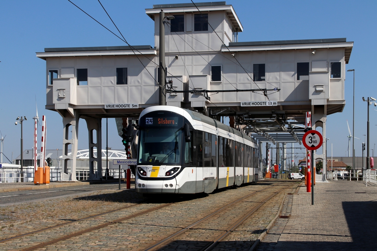Антверпен, CAF Urbos 100 № 7423