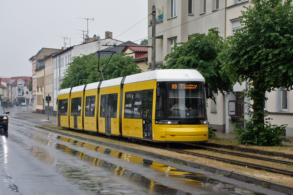 Штраусберг, Bombardier Flexity Berlin (GT6-08ZR/F6Z) № 0042