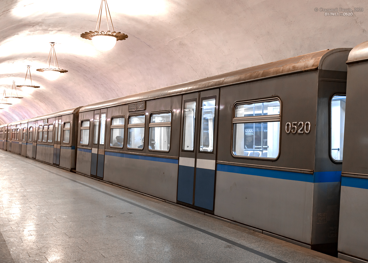 Москва, 81-741.1 «Русич» № 0520