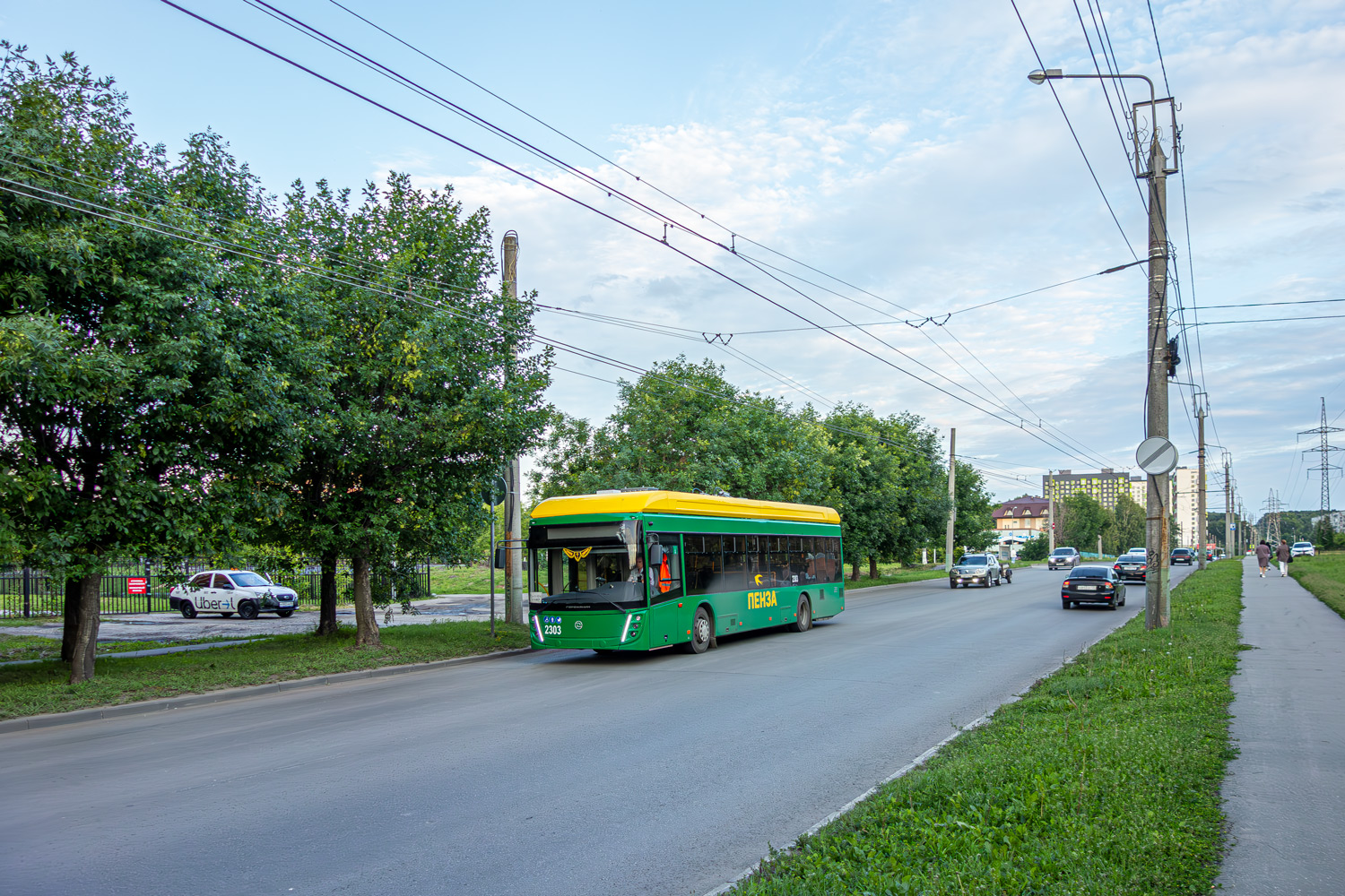 Пенза, УТТЗ-6241.01 «Горожанин» № 2303