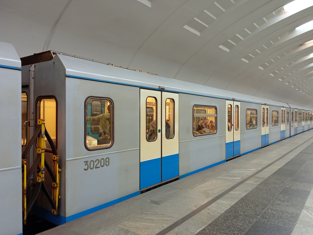 Москва, 81-761 (ТВЗ) № 30208