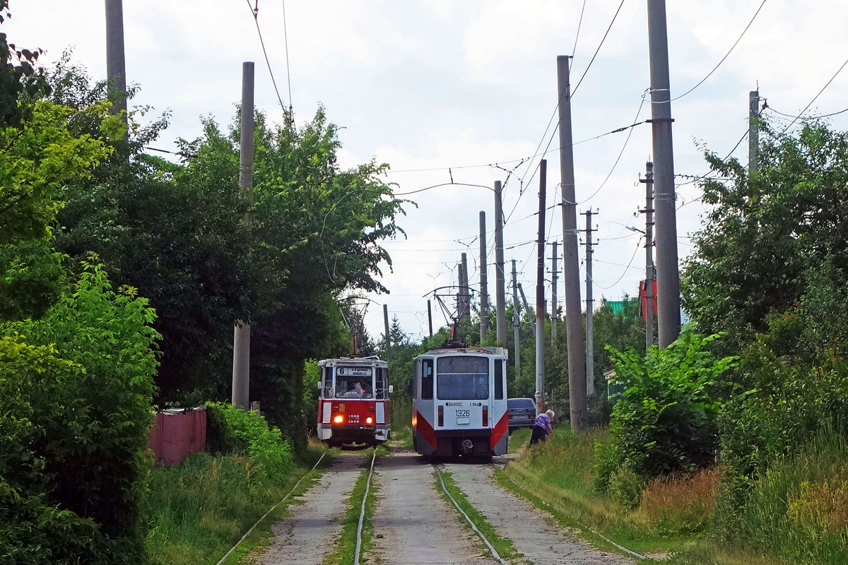 Саратов, 71-605 (КТМ-5М3) № 1239; Саратов, 71-608КМ № 1326