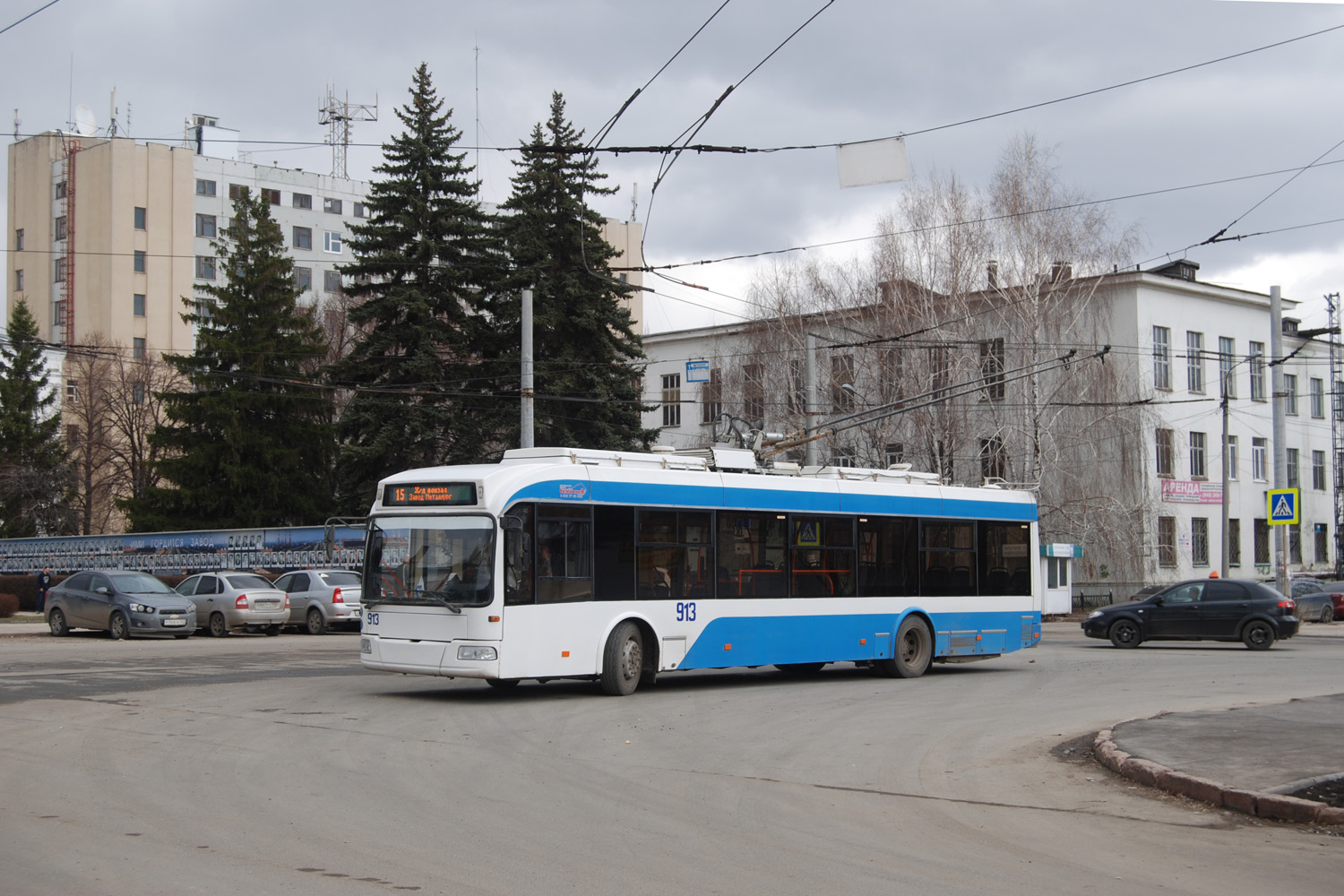 Самара, Stadler 321 № 913; Самара — Конечные станции и кольца (троллейбус)