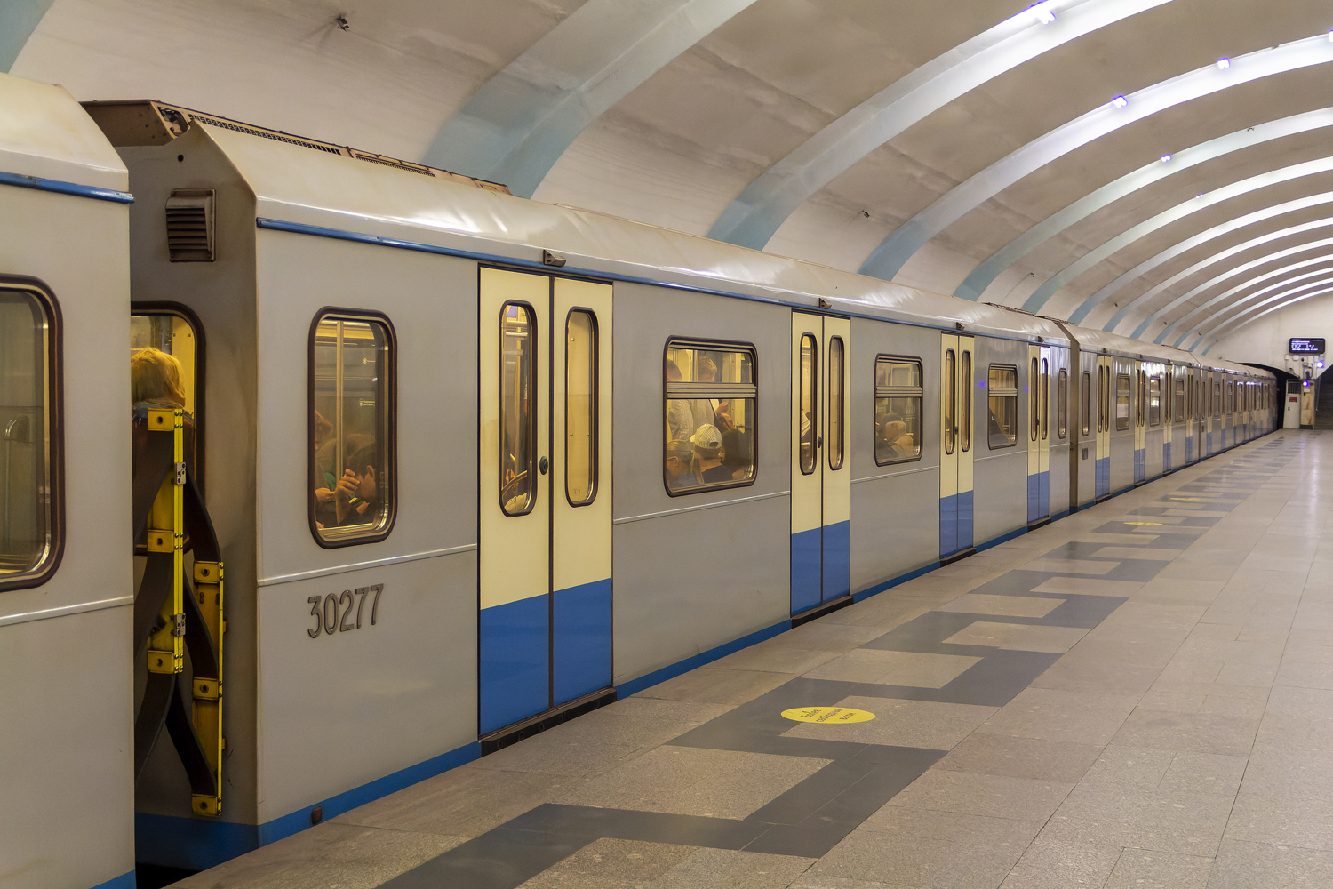 Москва, 81-761 (ТВЗ) № 30227