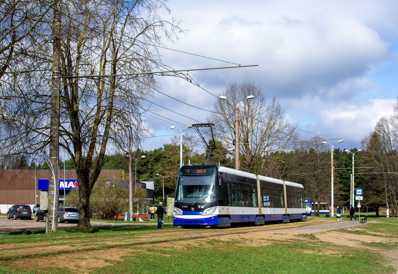 Рига, Škoda 15T ForCity Alfa Riga № 57082