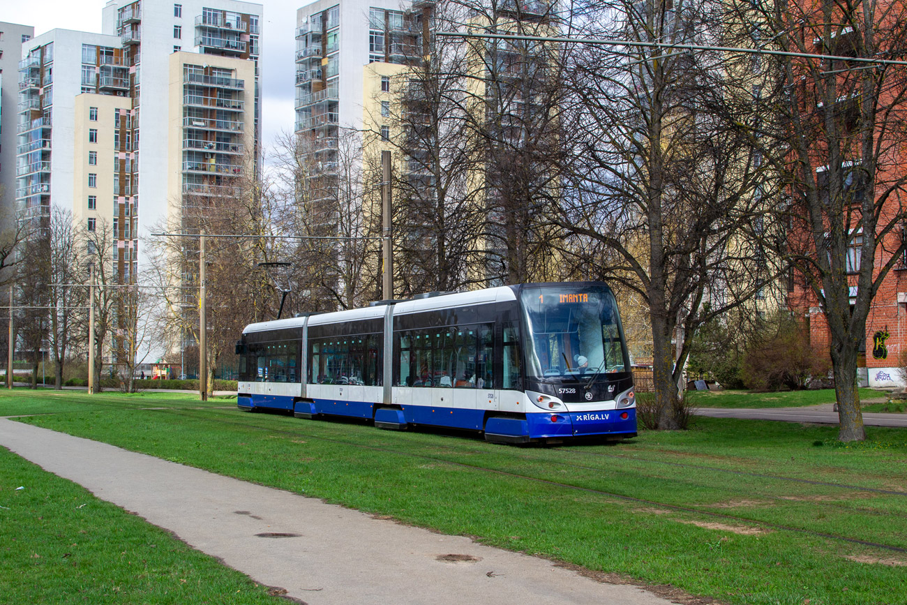 Riga, Škoda 15T2 ForCity Alfa Riga Nr. 57528
