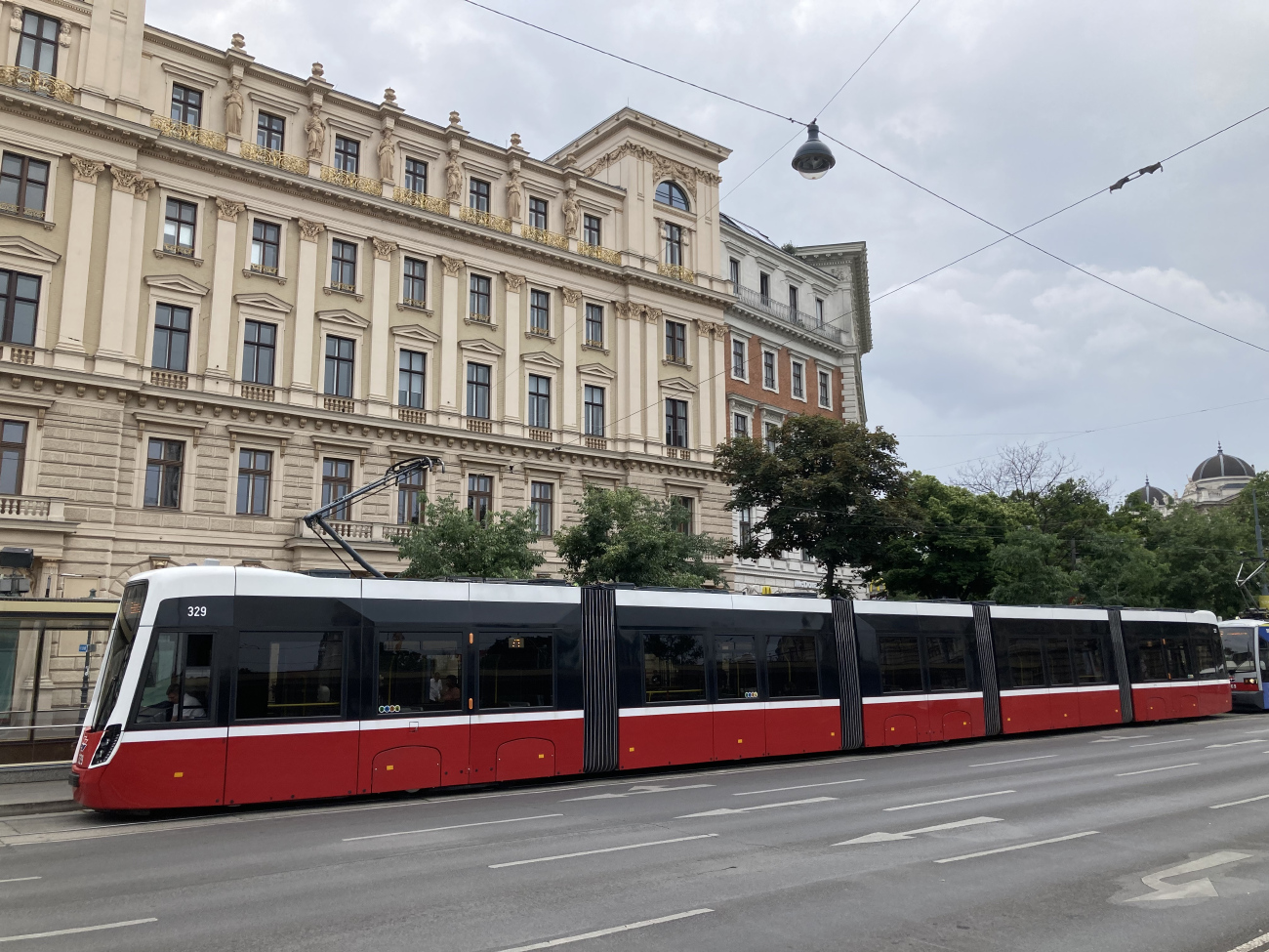 Wien, Bombardier Flexity Wien (Type D) # 329 Wien, Bombardier Flexity Wien (Type D) # 329