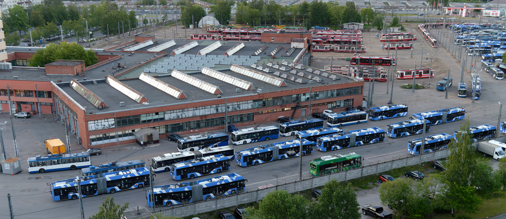 Sankt-Peterburg, VMZ-5298-20 № 5401; Sankt-Peterburg, VMZ-6215.01 “Premier” № 5115; Sankt-Peterburg, VMZ-6215.01 “Premier” № 5103; Sankt-Peterburg, VMZ-62151 “Premier” № 5924; Sankt-Peterburg, VMZ-5298.01 “Avangard” № 5013; Sankt-Peterburg, VMZ-5298.01 “Avangard” № 5344; Sankt-Peterburg, VMZ-6215.01 “Premier” № 5108; Sankt-Peterburg, VMZ-5298.01 “Avangard” № 5370; Sankt-Peterburg, Trolza-5265.00 “Megapolis” № 5210