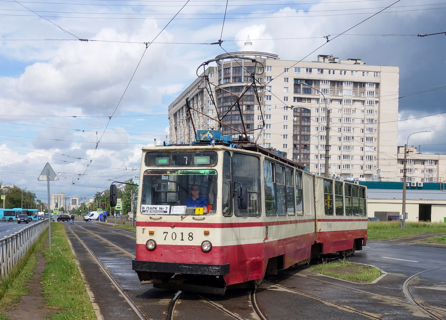 Saint-Petersburg, LVS-86K č. 7018